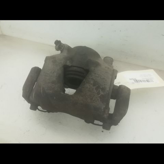 Etrier de frein avant droit occasion OPEL VECTRA II Phase 1 11-1995->02-1999 1.6i 16v 90487043 1