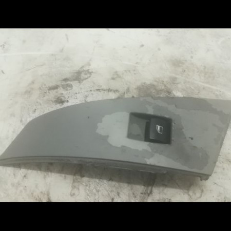 Commande leve-glace porte arrière droite occasion B.M.W. SERIE 5 V Phase 1 07-2003->03-2007 530d 218ch 61316951971