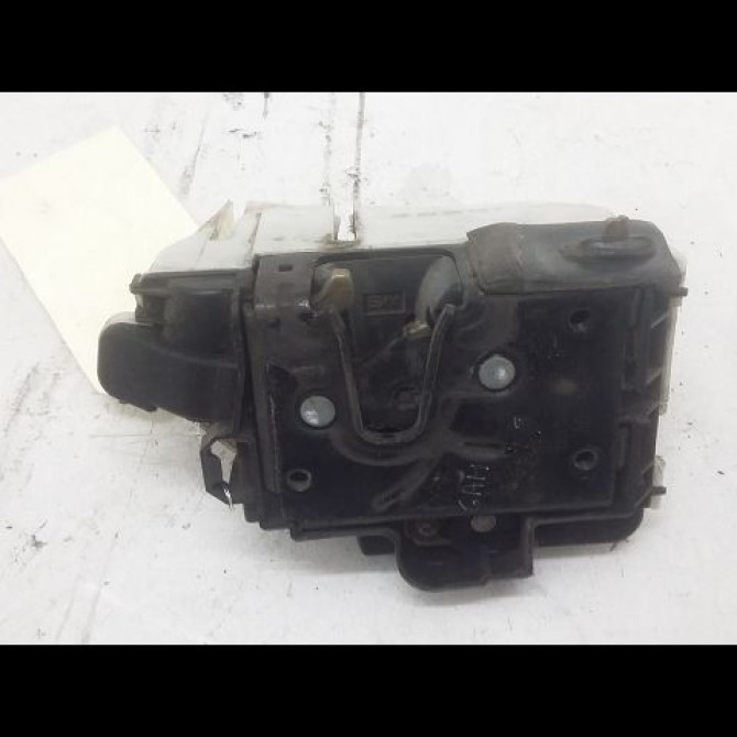 Serrure porte arg occasion VOLKSWAGEN POLO III Phase 2 11-1999->12-2001 1.9 D 65ch 6N4839015C 1