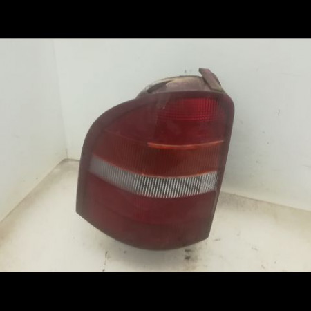 Feu arrière gauche occasion FORD MONDEO I Phase 2 10-1996->09-2000 1.8 TD 1090090