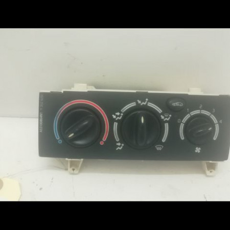 Commande de chauffage occasion RENAULT MEGANE SCENIC I Phase 1 09-1996->08-1999 1.9 D