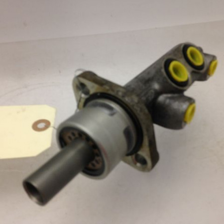 Maitre cylindre occasion PEUGEOT 406 Phase 1 10-1995->04-1999 2.0i 16v 4601K8