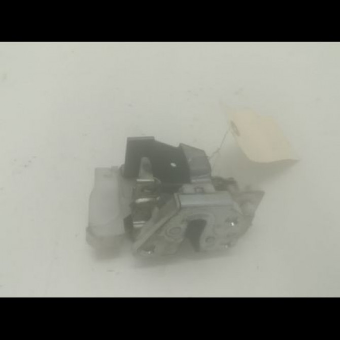 Serrure porte ard occasion PEUGEOT 107 Phase 2 01-2009->01-2012 1.0i 12v 9138G4 1