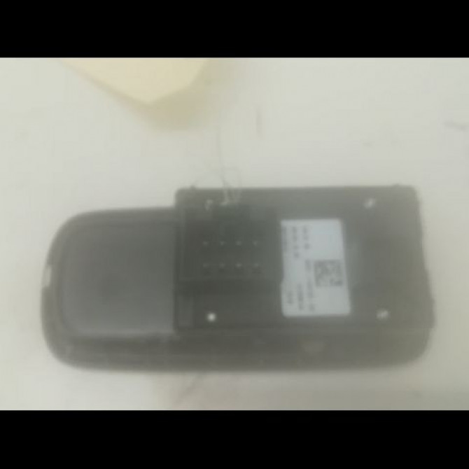 Commande lève-glace porte avant gauche occasion FORD FIESTA VI Phase 1 10-2008->11-2012 1.4 TDCI 70ch 2