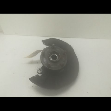 Moyeu avg occasion TOYOTA COROLLA VERSO II phase 2 06-2007->05-2009 2.2D 136ch 90363W0001