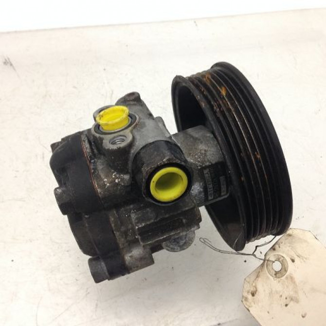 Pompe direction assistee occasion HYUNDAI GETZ Phase 1 09-2002->11-2005 571101C700 2