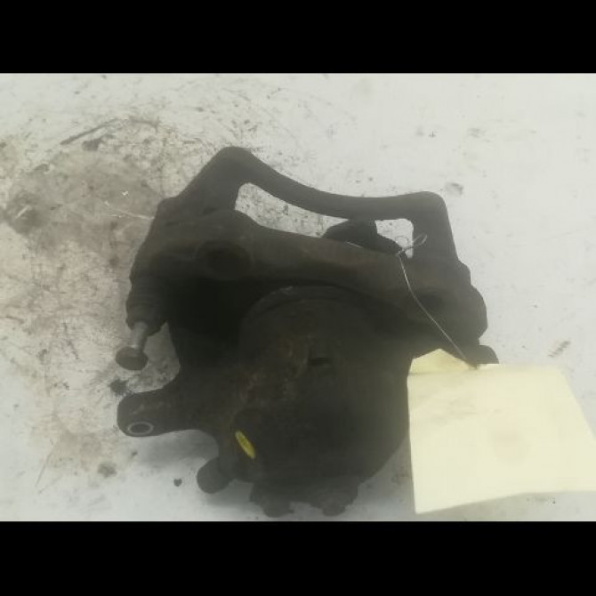 Etrier de frein avant droit occasion VOLKSWAGEN GOLF III Phase 1 01-1992->12-1997 1.9 TDI 110ch 357615124AX 2