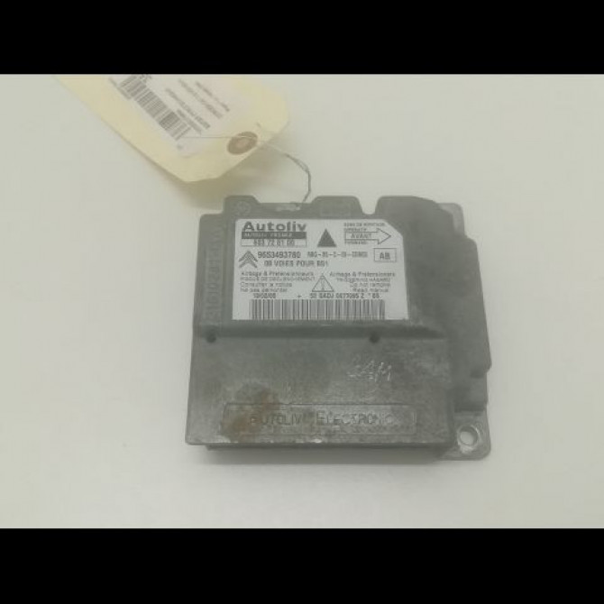 Boitier pyrotechnique occasion CITROEN C4 I Phase 1 11-2004->07-2008 1.6 HDI 92ch 654635 1