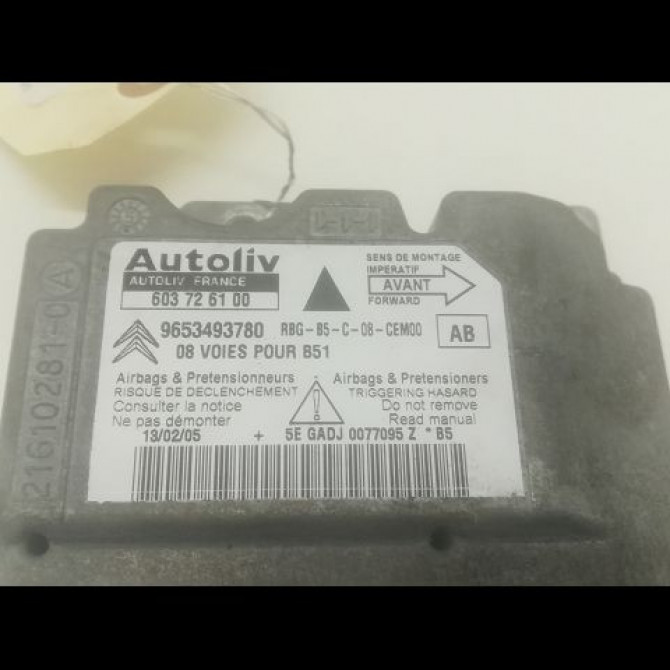 Boitier pyrotechnique occasion CITROEN C4 I Phase 1 11-2004->07-2008 1.6 HDI 92ch 654635 2