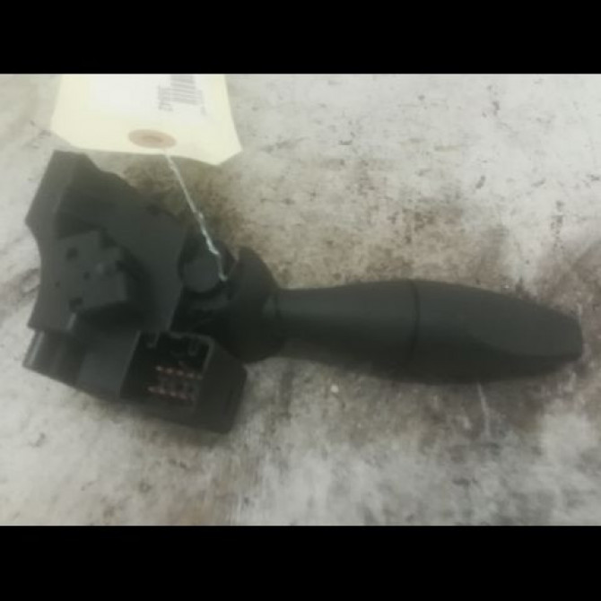 Commande clignotant occasion FORD FIESTA V Phase 2 10-2005->10-2008 1.4 TDCI 1379849 2