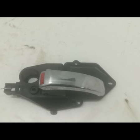 Poignee int porte avg occasion FIAT 500 II 500 II Phase 1 2007-07-01->2016-03-31 1.3 D MULTIJET 16v 75ch 71749973