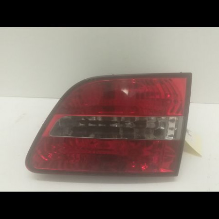 Feu arrière intérieur droit occasion FIAT STILO Phase 1 BREAK 10-2001->09-2007 51717942