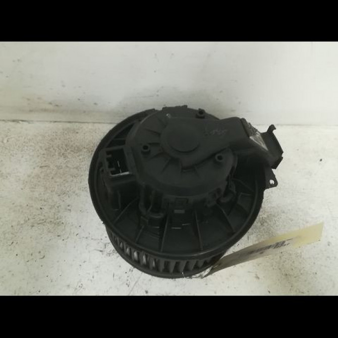 Ventilateur de chauffage occasion FORD FIESTA VI Phase 1 10-2008->11-2012 1.4 TDCI 68ch 1790329 1