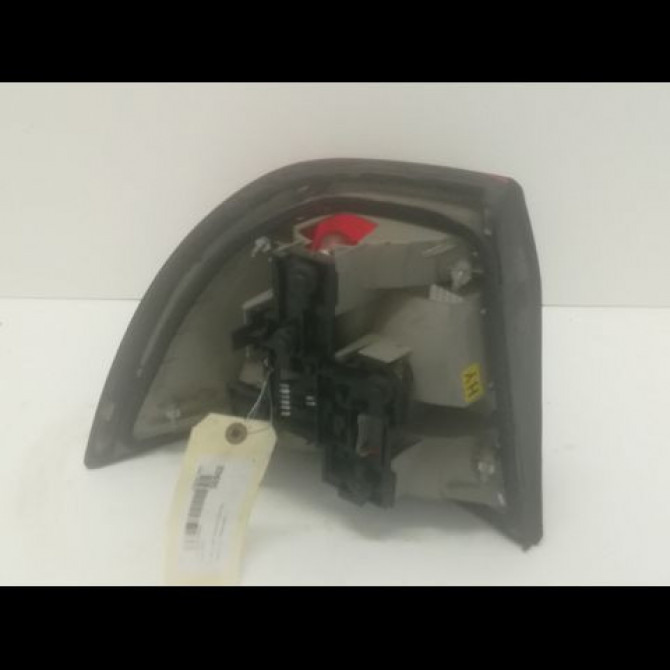 Feu arrière droit occasion OPEL VECTRA II Phase 2 02-1999->06-2002 2.0 DTI 16v 100ch 9119528 2