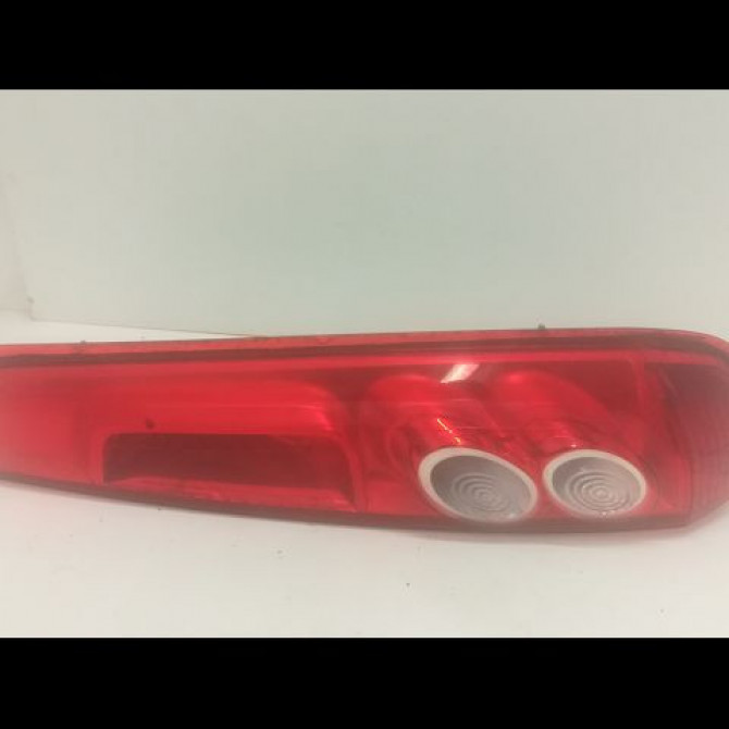 Feu arrière droit occasion FORD FIESTA V Phase 2 10-2005->10-2008 1.3i 1432269 1
