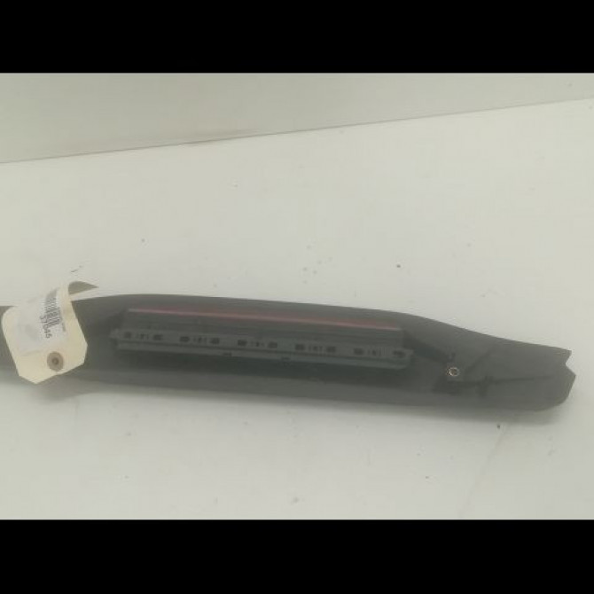 Feux stop supplementaire occasion FIAT PUNTO II Phase 1 10-1999->05-2003 1.2i 60ch 735269368 2