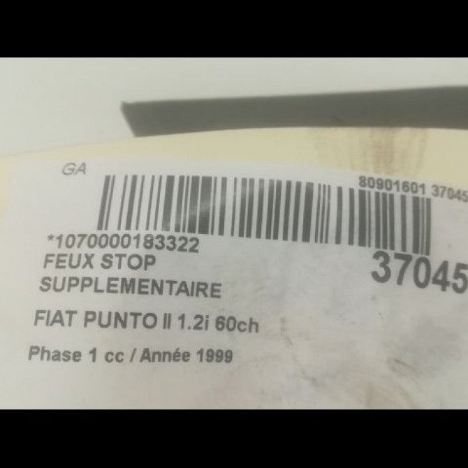 Feux stop supplementaire occasion FIAT PUNTO II Phase 1 10-1999->05-2003 1.2i 60ch 735269368 3