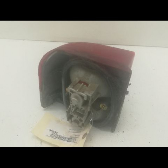 Feu arrière droit occasion PEUGEOT 405 Phase 2 07-1992->06-1996 1.9 DT 635170 2