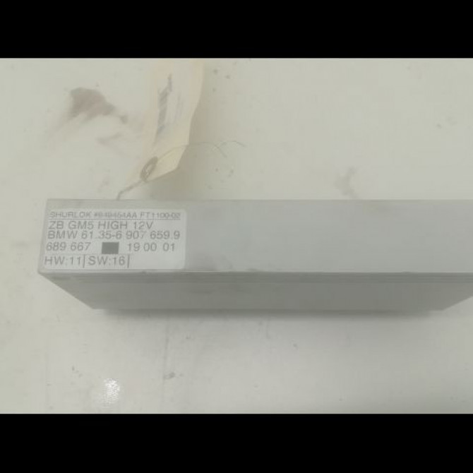 Platine fusible habitacle occasion B.M.W. SERIE 3 IV Phase 2 09-2001->03-2005 330d 184ch 61138364530 2