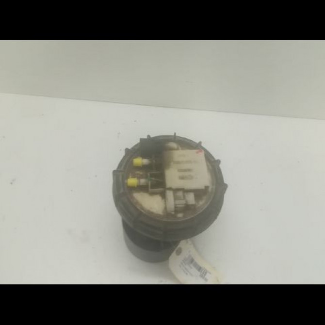 Pompe à carburant immergée occasion RENAULT KANGOO I Phase 1 09-1997->06-2003 1.9 DTI 8v 80ch 8200085799 2