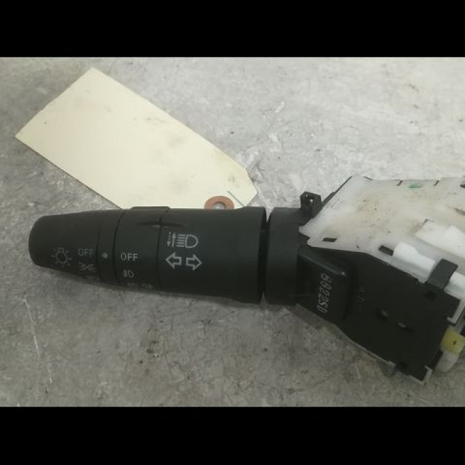 Commande clignotant occasion NISSAN MICRA III Phase 3 11-2007->11-2010 1.2i 80ch 255409U01D 1