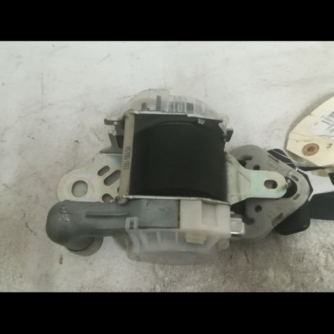 Ceinture avant droite occasion NISSAN MICRA III Phase 3 11-2007->11-2010 1.2i 80ch 86884BC719 2