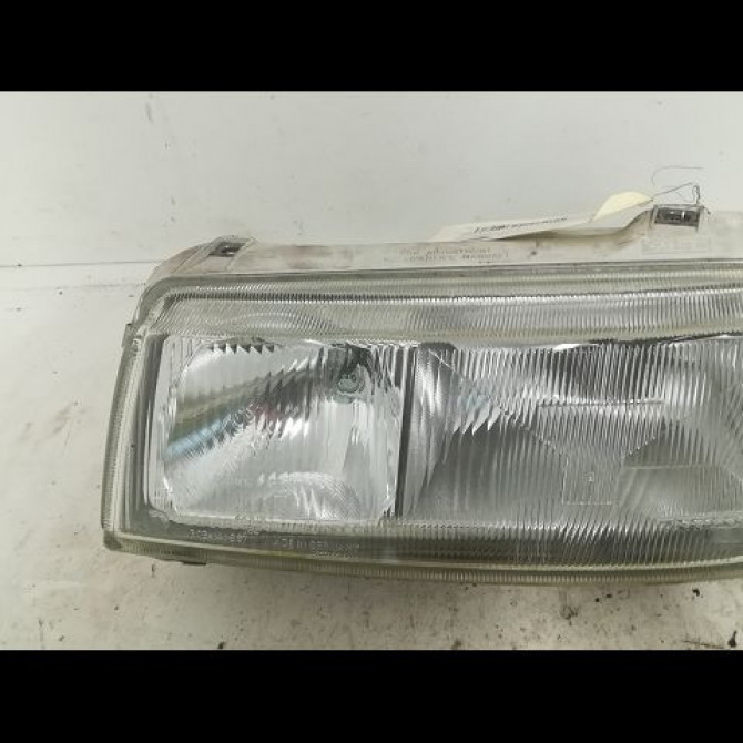 Phare gauche occasion VOLKSWAGEN PASSAT III Phase 2 11-1993->09-1996 1.8i 90ch 1