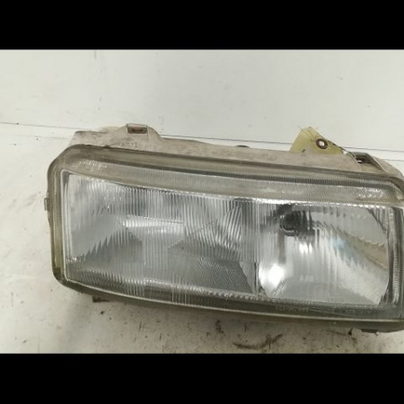 Phare droit occasion VOLKSWAGEN PASSAT III Phase 2 11-1993->09-1996 1.8i 90ch