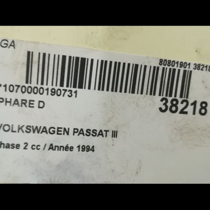 Phare droit occasion VOLKSWAGEN PASSAT III Phase 2 11-1993->09-1996 1.8i 90ch 3