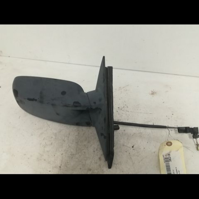 Retroviseur exterieur manuel droit occasion VOLKSWAGEN PASSAT III Phase 2 11-1993->09-1996 1.8i 90ch 1