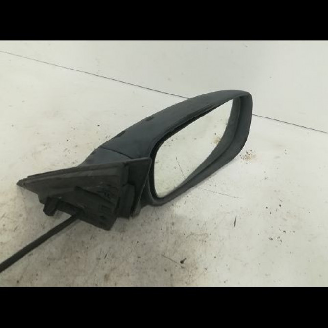 Retroviseur exterieur manuel droit occasion VOLKSWAGEN PASSAT III Phase 2 11-1993->09-1996 1.8i 90ch 2