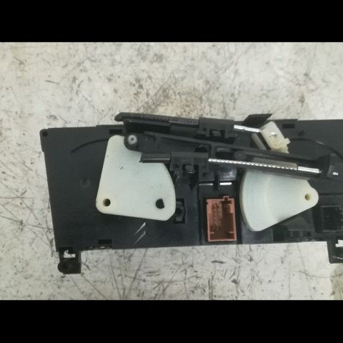 Commande de chauffage occasion PEUGEOT 3008 I Phase 1 04-2009->12-2013 1.6 HDI 112ch 6452P2 2