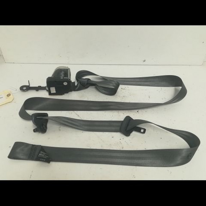Ceinture avant droite occasion RENAULT CLIO CAMPUS II Phase 2 07-2009->12-2012 1.2 GPL 60ch 8200620345 1