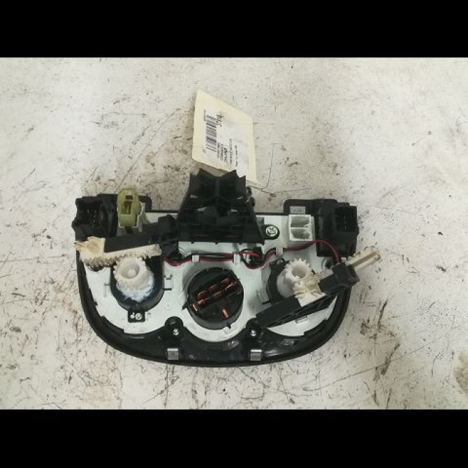 Commande de chauffage occasion CHEVROLET MATIZ II Phase 1 06-2005->09-2009 0.8i 96666743 2