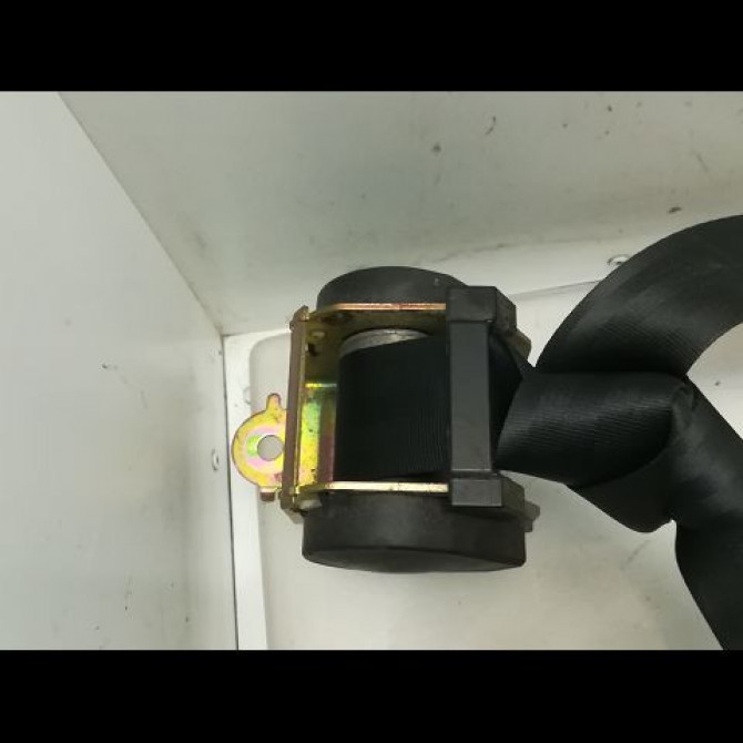 Ceinture arrière droite occasion PEUGEOT 307 Phase 1 04-2001->06-2005 1.4 HDI 8v 70ch 8974JK 2