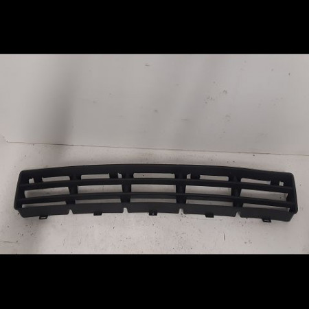 Grille pare-choc av occasion VOLKSWAGEN GOLF IV GOLF IV Phase 1 1998-01-01->2005-06-30 8148202280
