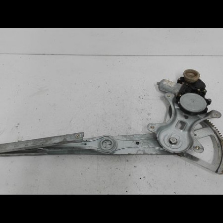 Mecanisme+moteur leve-glace arg occasion TOYOTA COROLLA VERSO II Phase 1 05-2004->06-2007 115 D-4D 698400F020