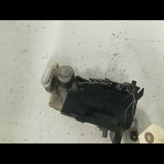 Serrure porte avg occasion FIAT PUNTO II Phase 1 10-1999->05-2003 1.2i 60ch 46536071 2