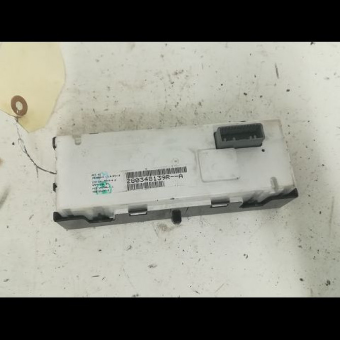 Afficheur digital occasion RENAULT CLIO III Phase 2 03-2009->12-2014 1.2i 16v 75ch 2