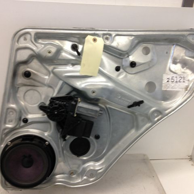 Mecanisme+moteur leve-glace ard occasion VOLKSWAGEN PASSAT IV Phase 2 10-2000->03-2005 1.9 TDI 130ch 3B5839656C 1