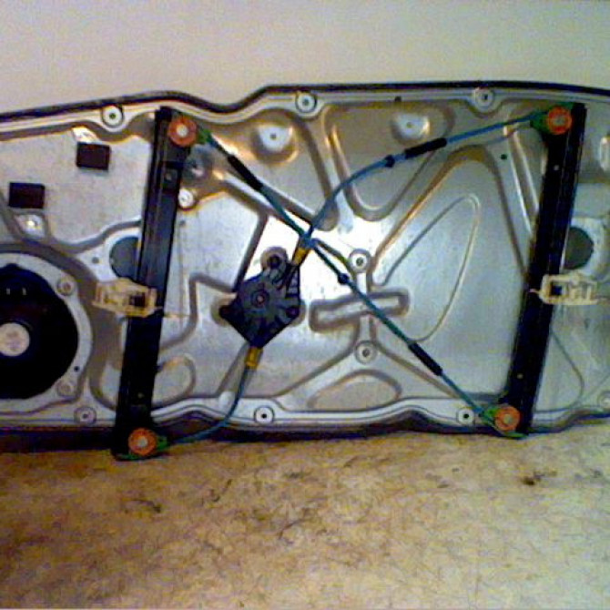 Mecanisme+moteur leve-glace avg occasion FIAT STILO Phase 1 10-2001->09-2007 46831653 2