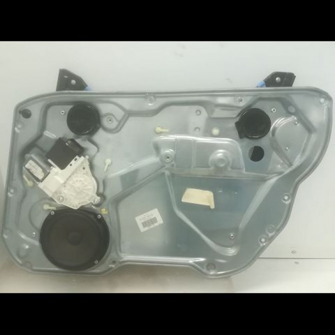 Mecanisme + moteur lève-glace avant droit occasion SEAT CORDOBA II Phase 1 10-2002->05-2009 1.4 TDI 70ch 6L4837462 1