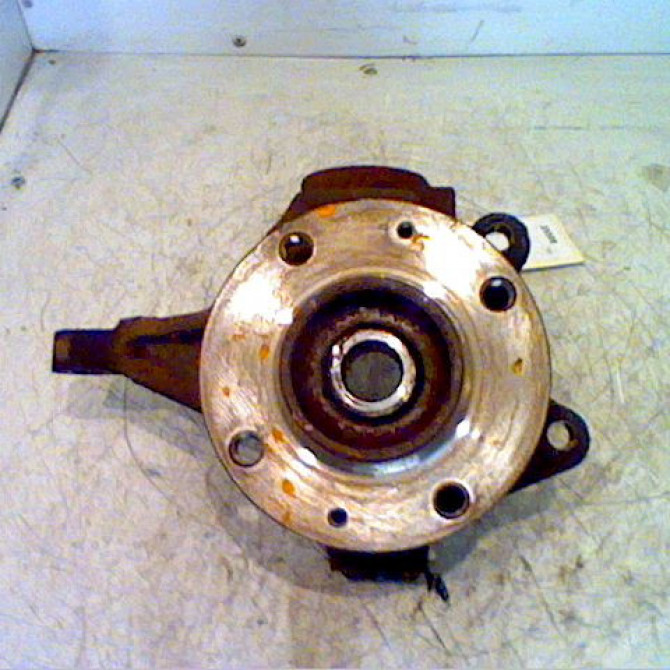 Moyeu avd occasion PEUGEOT 206 Phase 1 09-1998->03-2009 335032 1