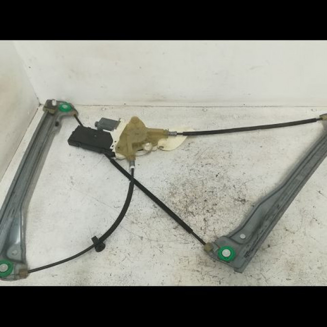 Mecanisme+moteur leve-glace avg occasion RENAULT LAGUNA III Phase 1 10-2007->10-2010 2.0 DCI 180ch 807010002R 2