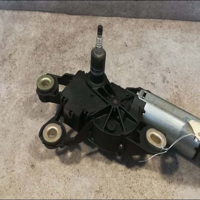 Moteur essuie-glace arrière occasion SEAT IBIZA II Phase 3 09-1999->03-2002 1.4i 60ch 6K6955711C 1