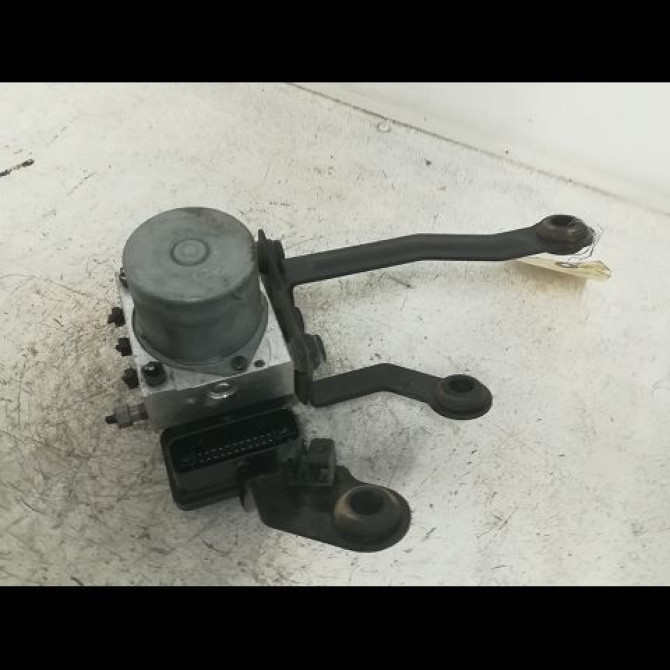Unité hydraulique ABS occasion HYUNDAI I 20 I Phase 1 04-2009->06-2012 1.2i 78ch 2