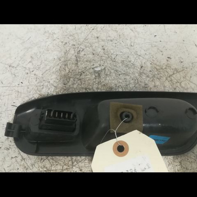 Commande lève-glace porte avant droite occasion RENAULT SCENIC I Phase 2 08-1999->06-2003 1.6i 107ch 7700432963 2