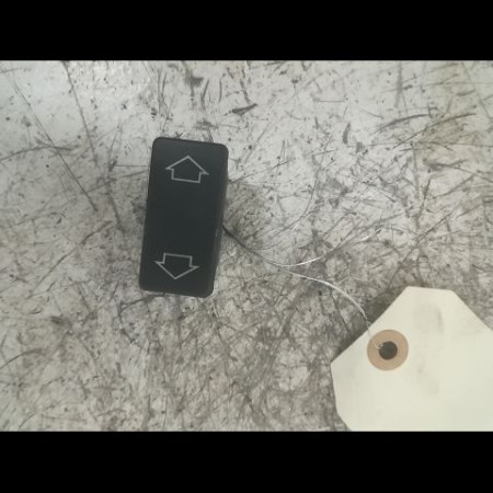 Commande lève-glace porte avant droite occasion PEUGEOT 405 Phase 2 07-1992->06-1996 1.8i 100ch