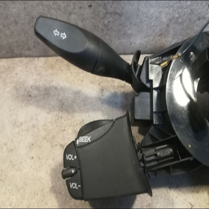 Bloc commodos occasion FORD FIESTA V Phase 1 09-2002->10-2005 1.4 TDCI 3