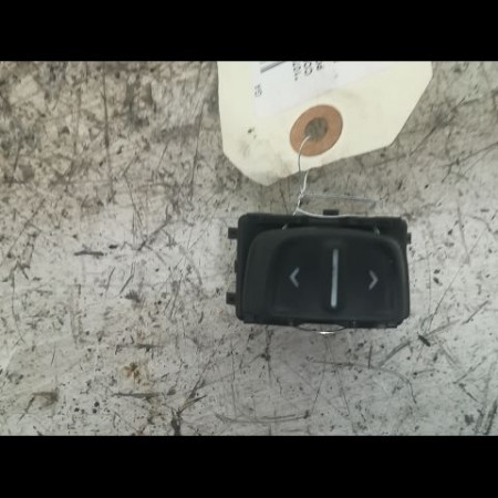 Commande lève-glace porte avant droite occasion DACIA SANDERO II Phase 2 02-2017->... 254214937R